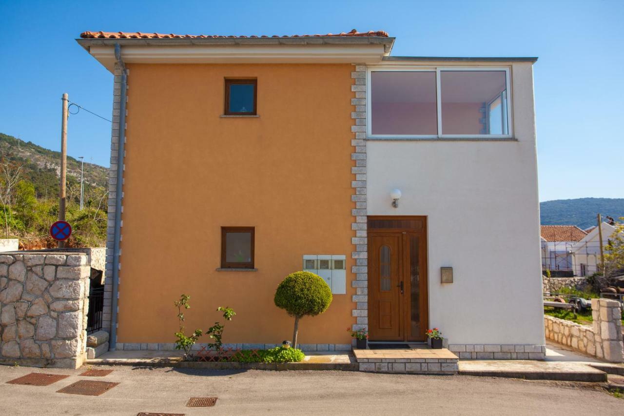 Apartman Madlen ツレス 部屋 写真